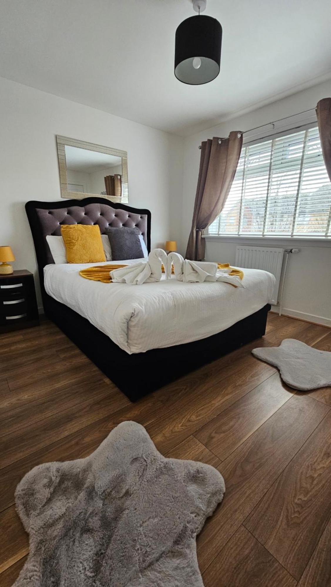 Silverburn New House With Free Parking And Nice Garden Glasgow Exterior photo
